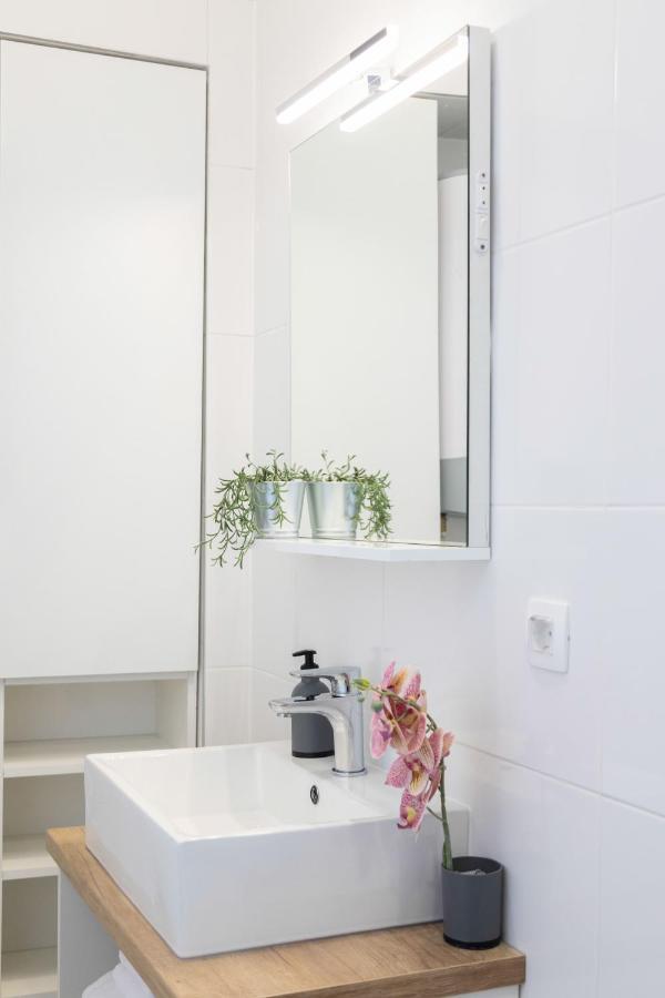 Bright And Modern Apartments In City Center Zagreb Exterior photo